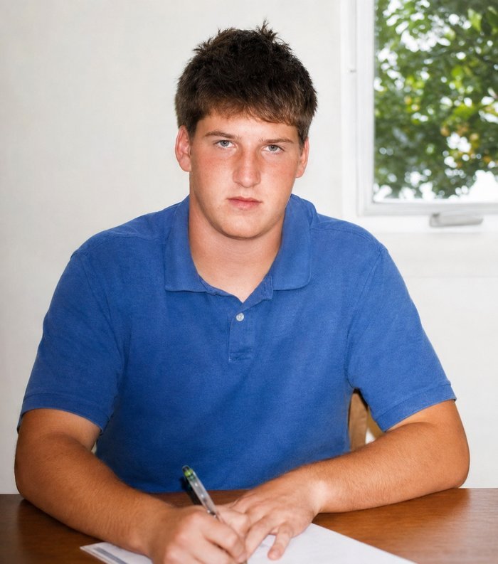 Paul E. Macknis, 2002 scholarship recipient