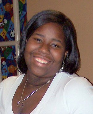 Ikea Julisa Tucker, 2008 scholarship recipient